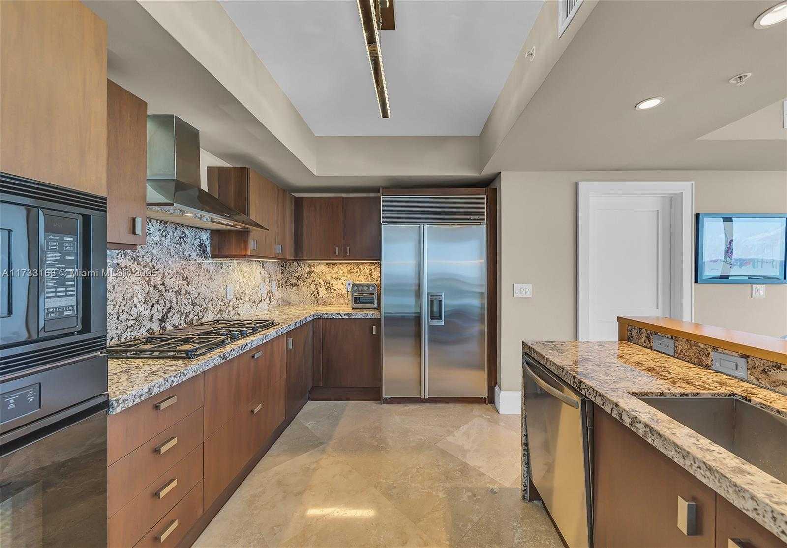 Small Image of 3535 SOUTH OCEAN DRIVE #803, Hollywood Number 10