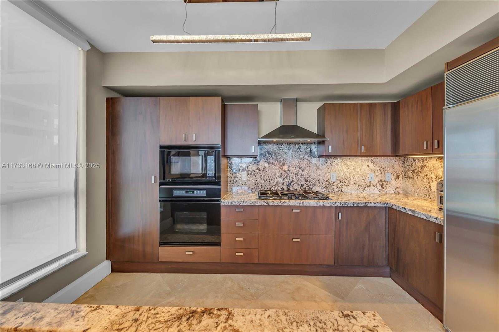 Small Image of 3535 SOUTH OCEAN DRIVE #803, Hollywood Number 12