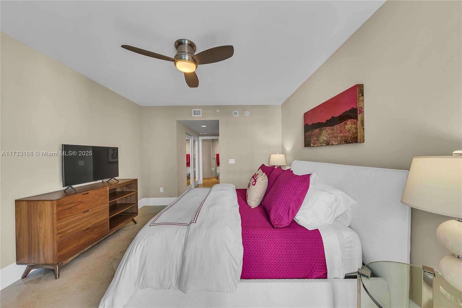 Small Image of 3535 SOUTH OCEAN DRIVE #803, Hollywood Number 29