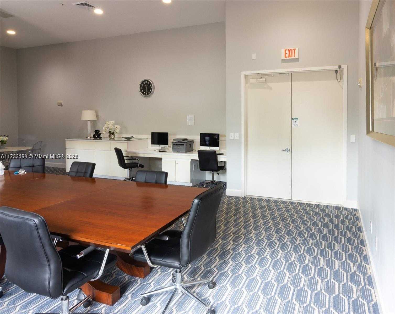 Small Image of 2775 NE 187th St, Aventura, FL 33180, USA Number 20