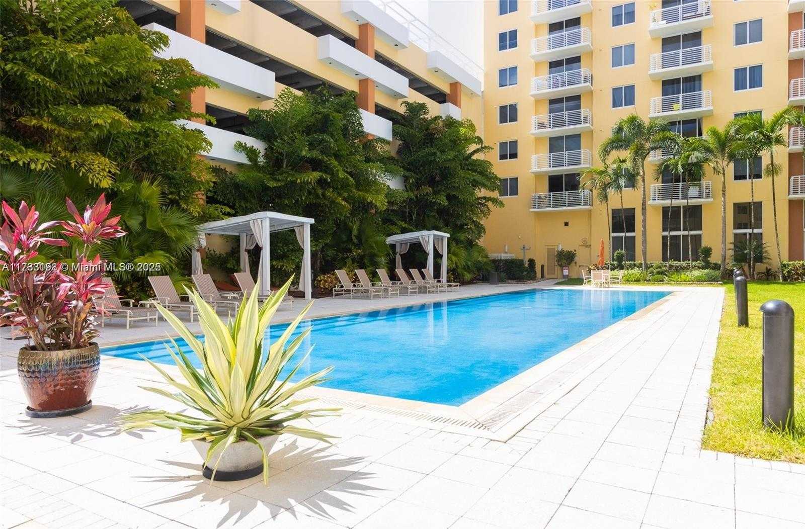 Small Image of 2775 NE 187th St, Aventura, FL 33180, USA Number 29