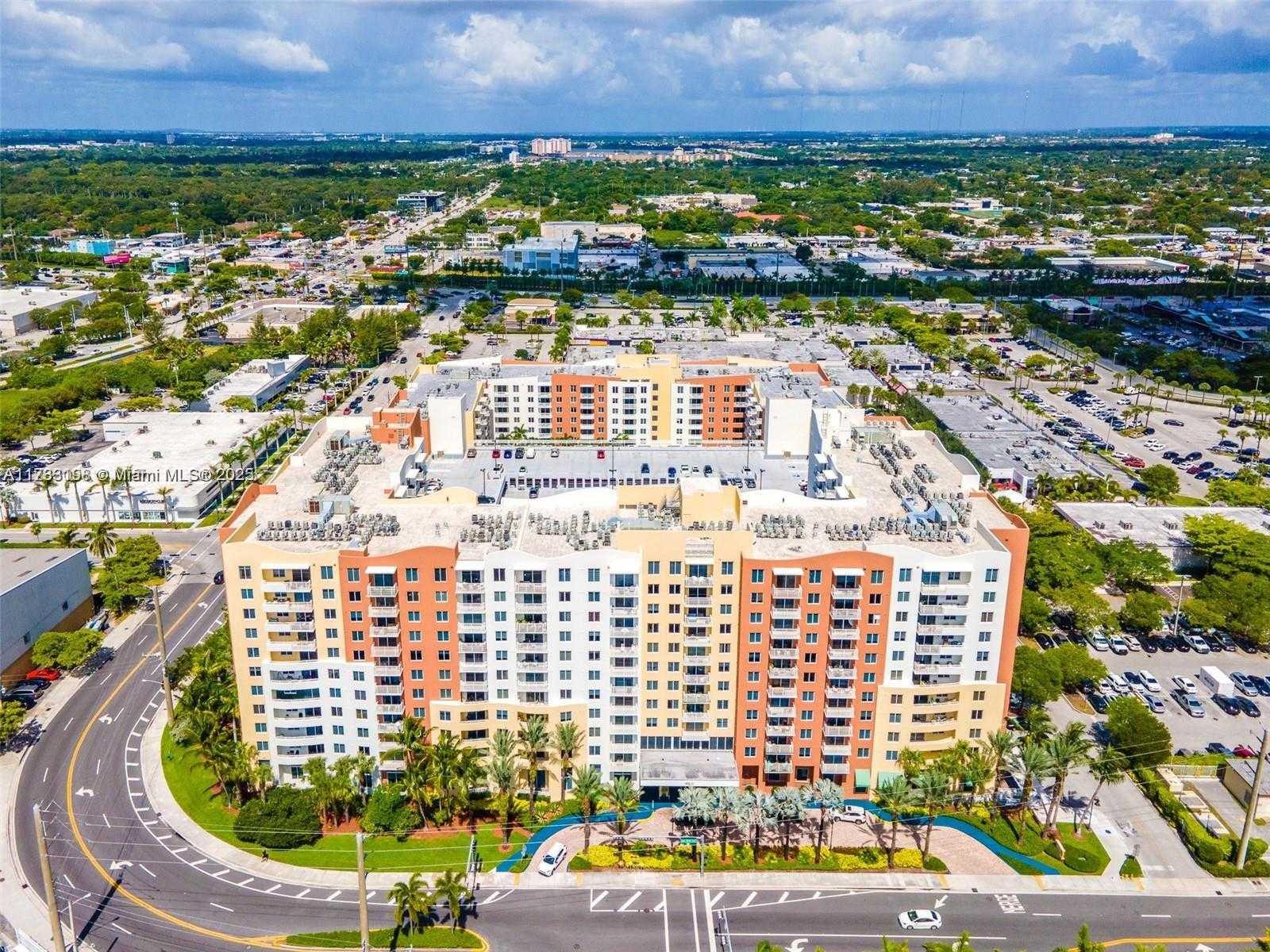 Small Image of 2775 NE 187th St, Aventura, FL 33180, USA Number 30