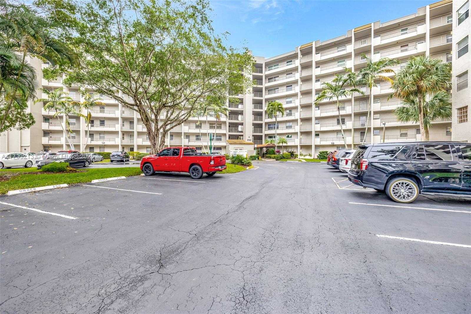 Small Image of 3940 INVERRARY BLVD #504-A, Lauderhill Number 3