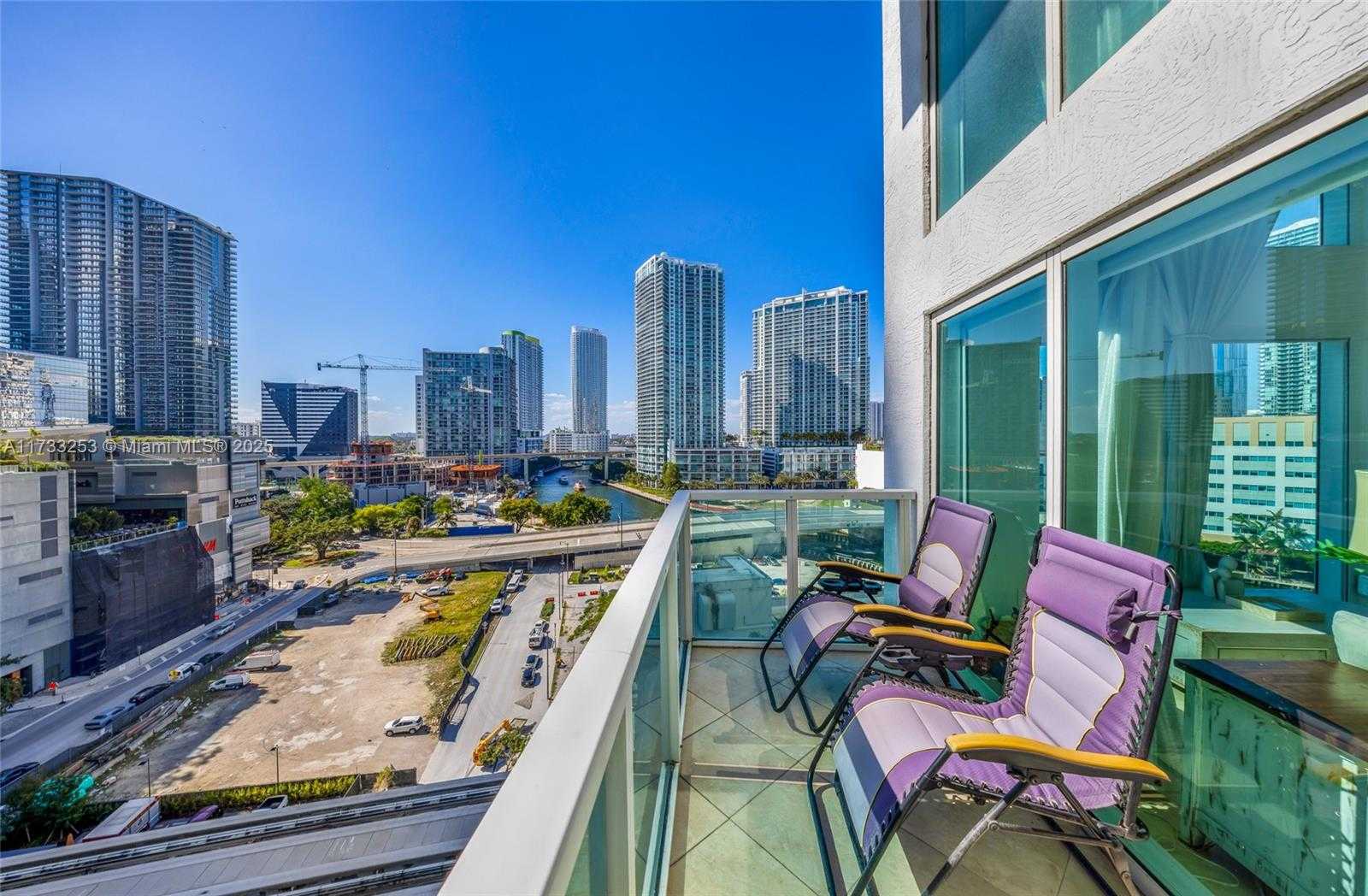Small Image of 41 SOUTH EAST 5TH ST #816, Miami Number 12
