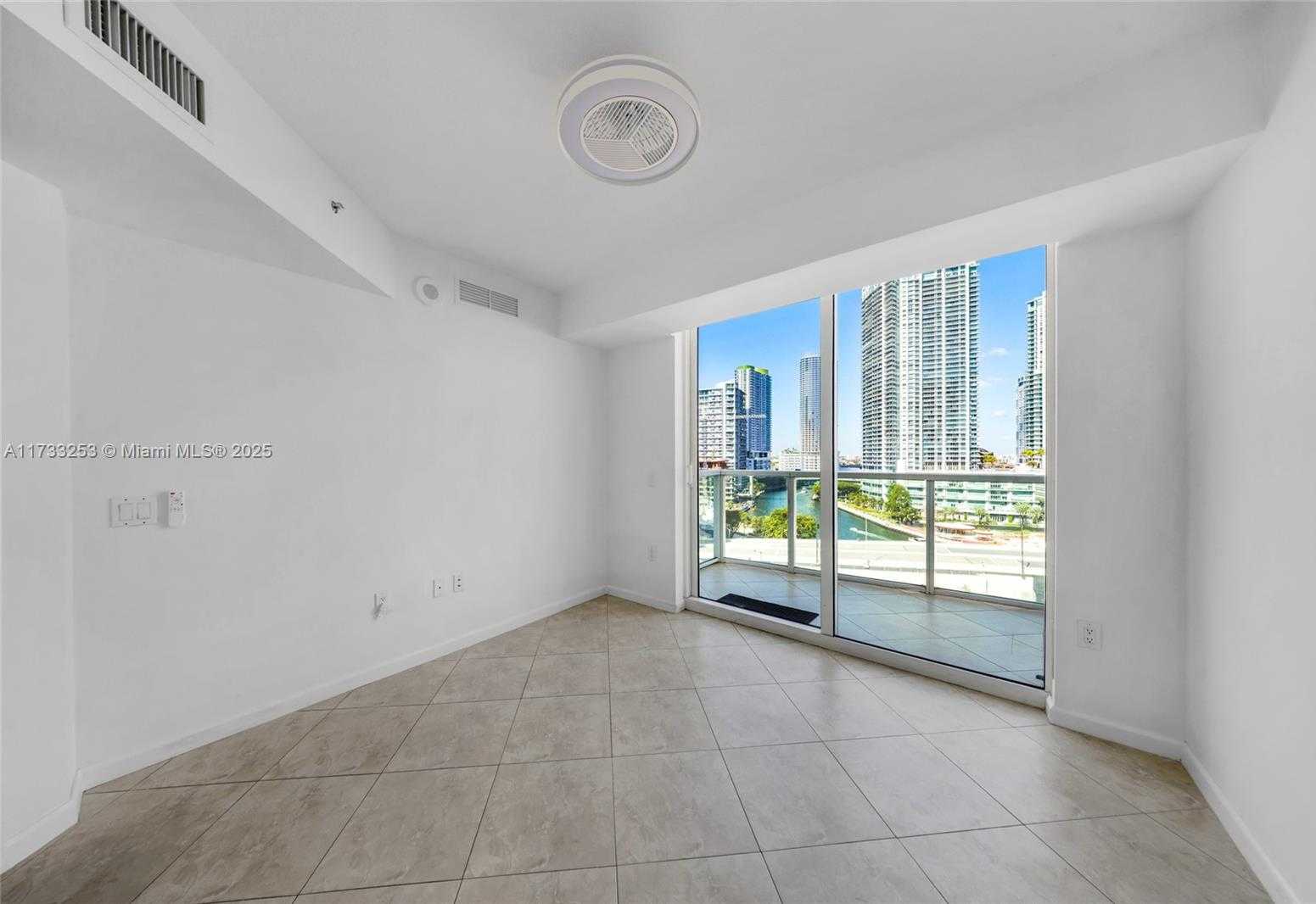 Small Image of 41 SOUTH EAST 5TH ST #816, Miami Number 28