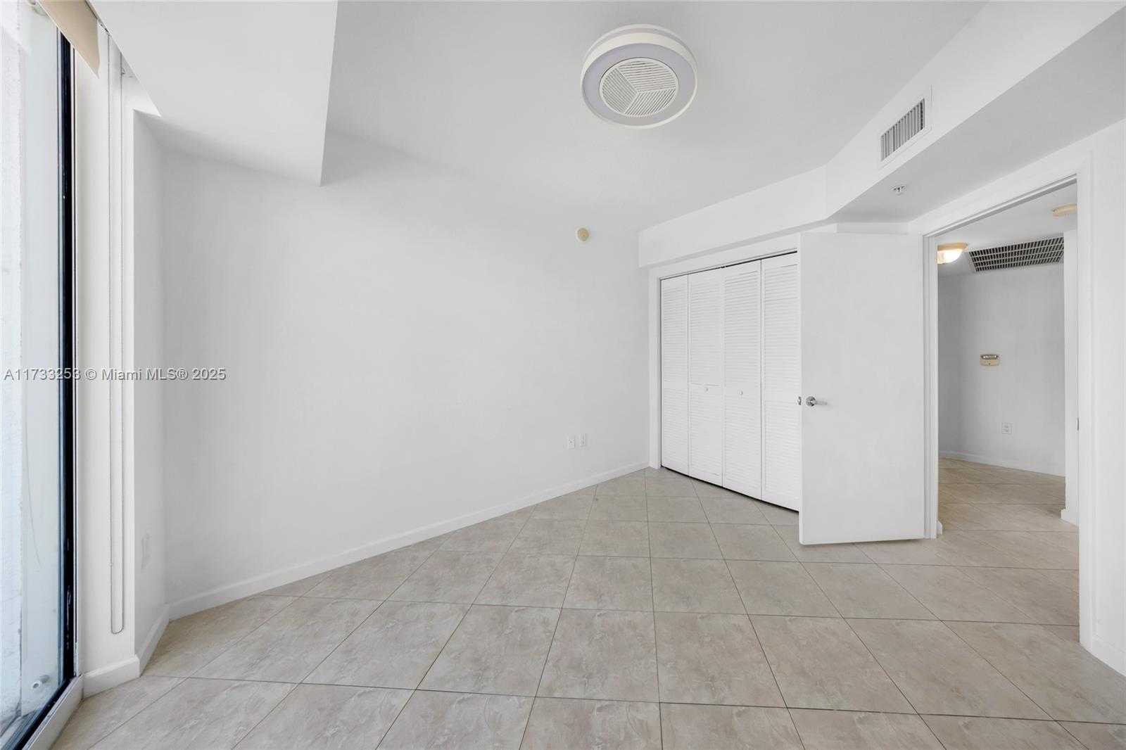 Small Image of 41 SOUTH EAST 5TH ST #816, Miami Number 29