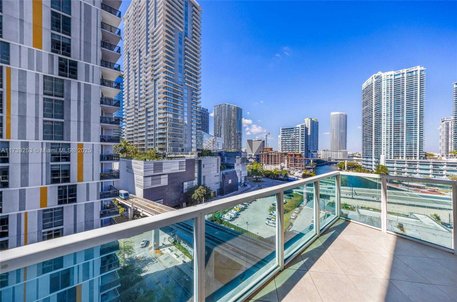 Small Image of 41 SOUTH EAST 5TH ST #816, Miami Number 33