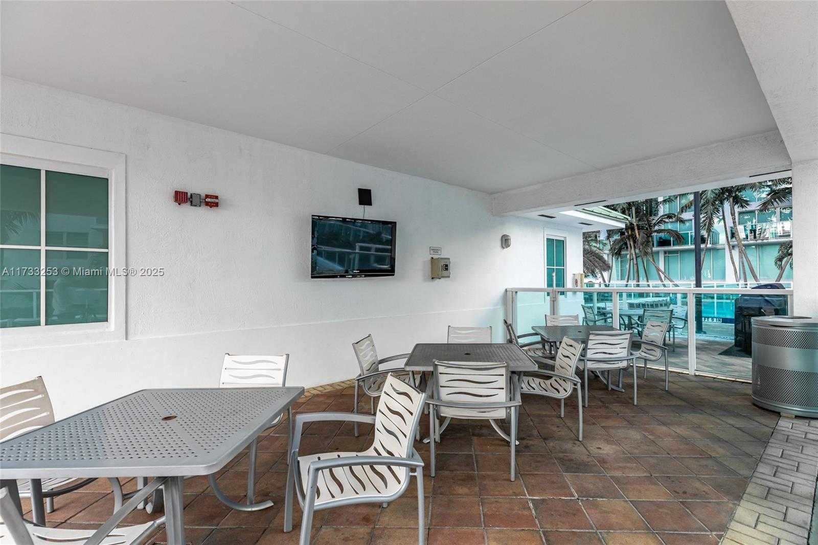 Small Image of 41 SOUTH EAST 5TH ST #816, Miami Number 46