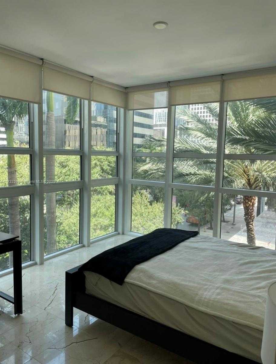 Small Image of 951 BRICKELL AVE #301, Miami Number 10
