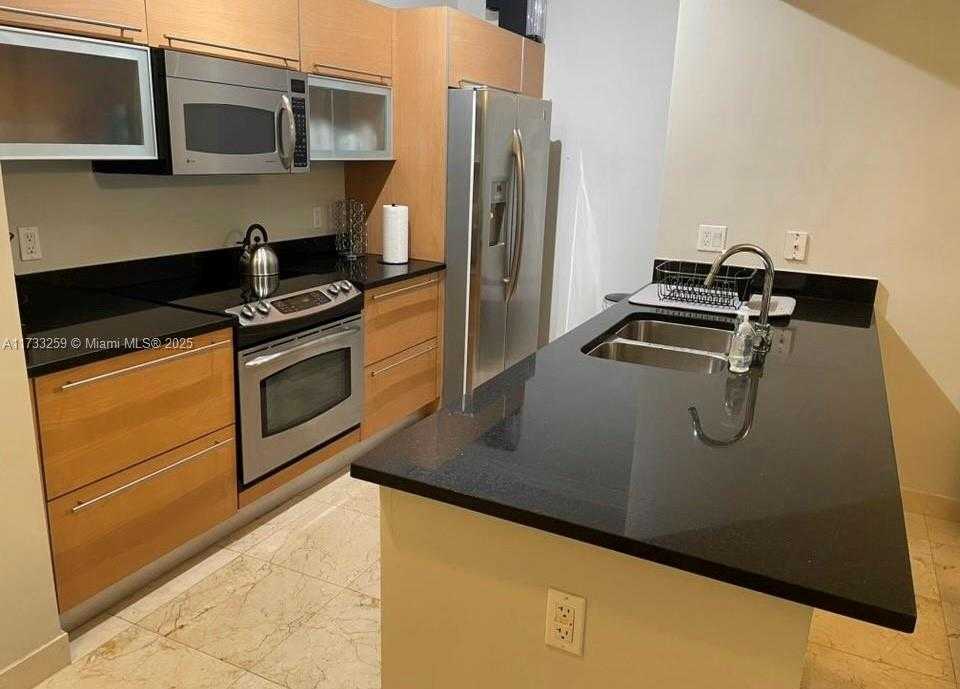 Small Image of 951 BRICKELL AVE #301, Miami Number 5