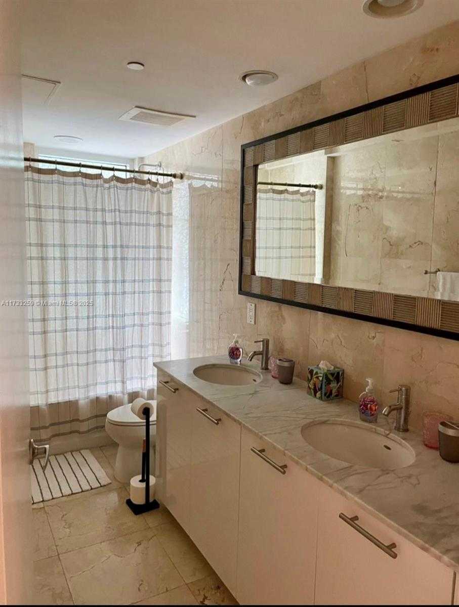 Small Image of 951 BRICKELL AVE #301, Miami Number 9