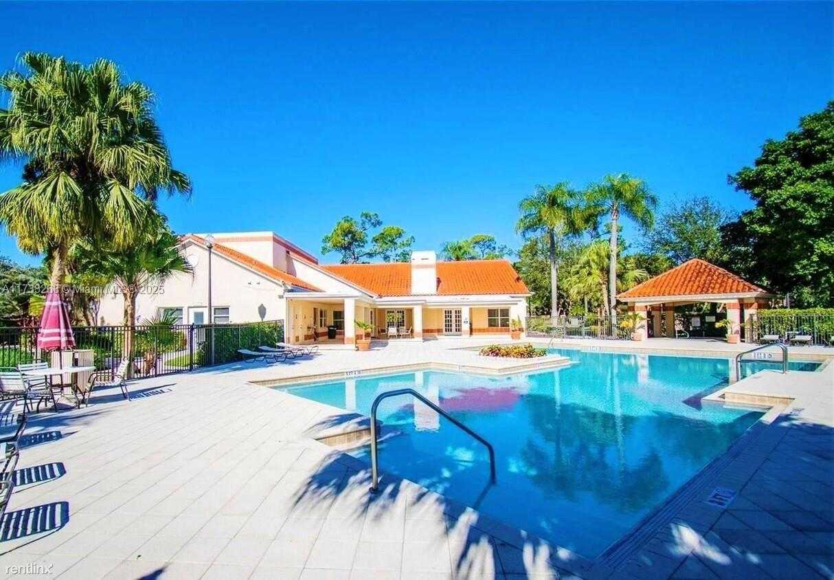 Small Image of 3360 NORTH PINEWALK DR N #1315, Margate Number 15