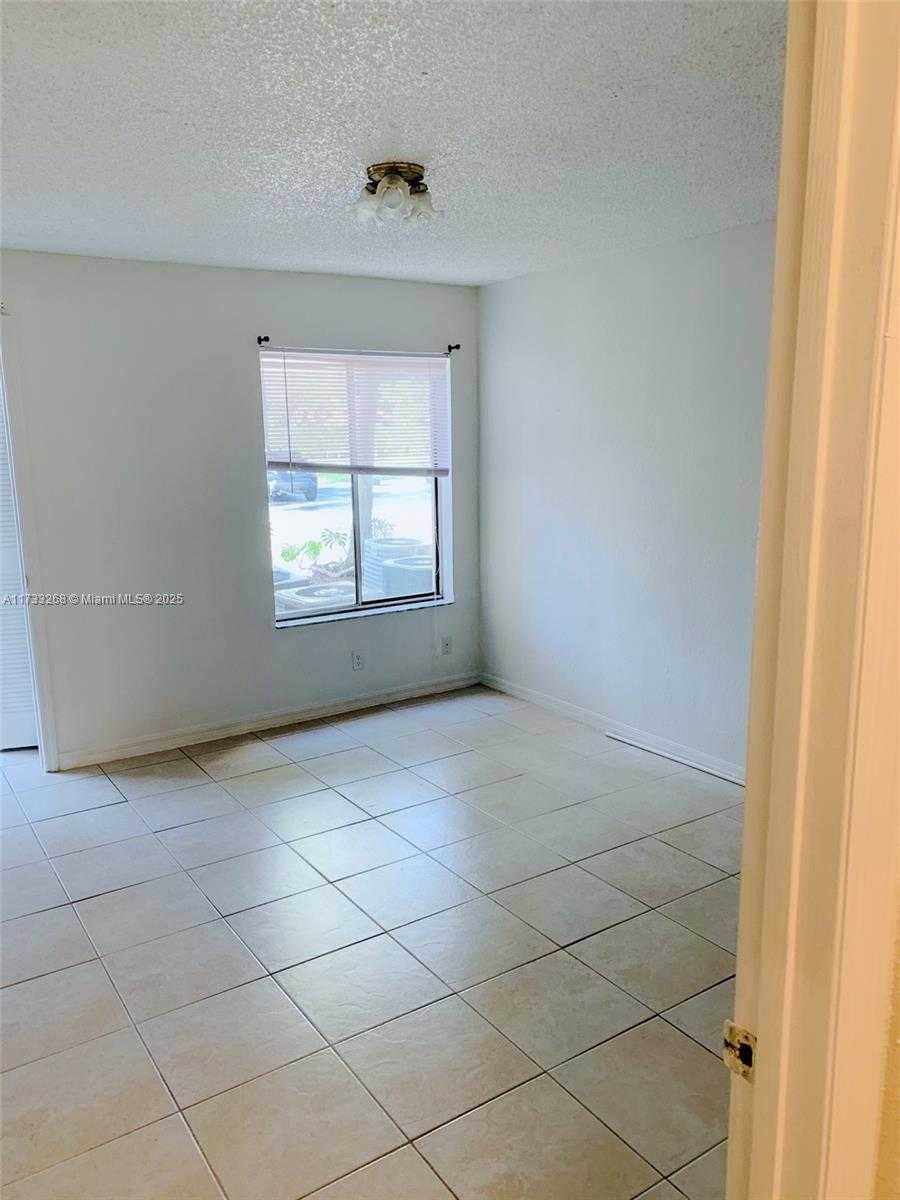 Small Image of 3360 NORTH PINEWALK DR N #1315, Margate Number 7