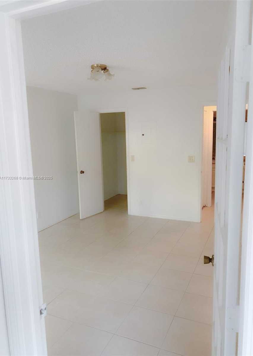 Small Image of 3360 NORTH PINEWALK DR N #1315, Margate Number 9