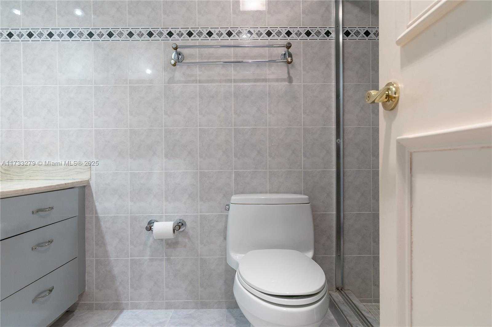 Small Image of 250 174TH ST #2116, Sunny Isles Beach Number 23
