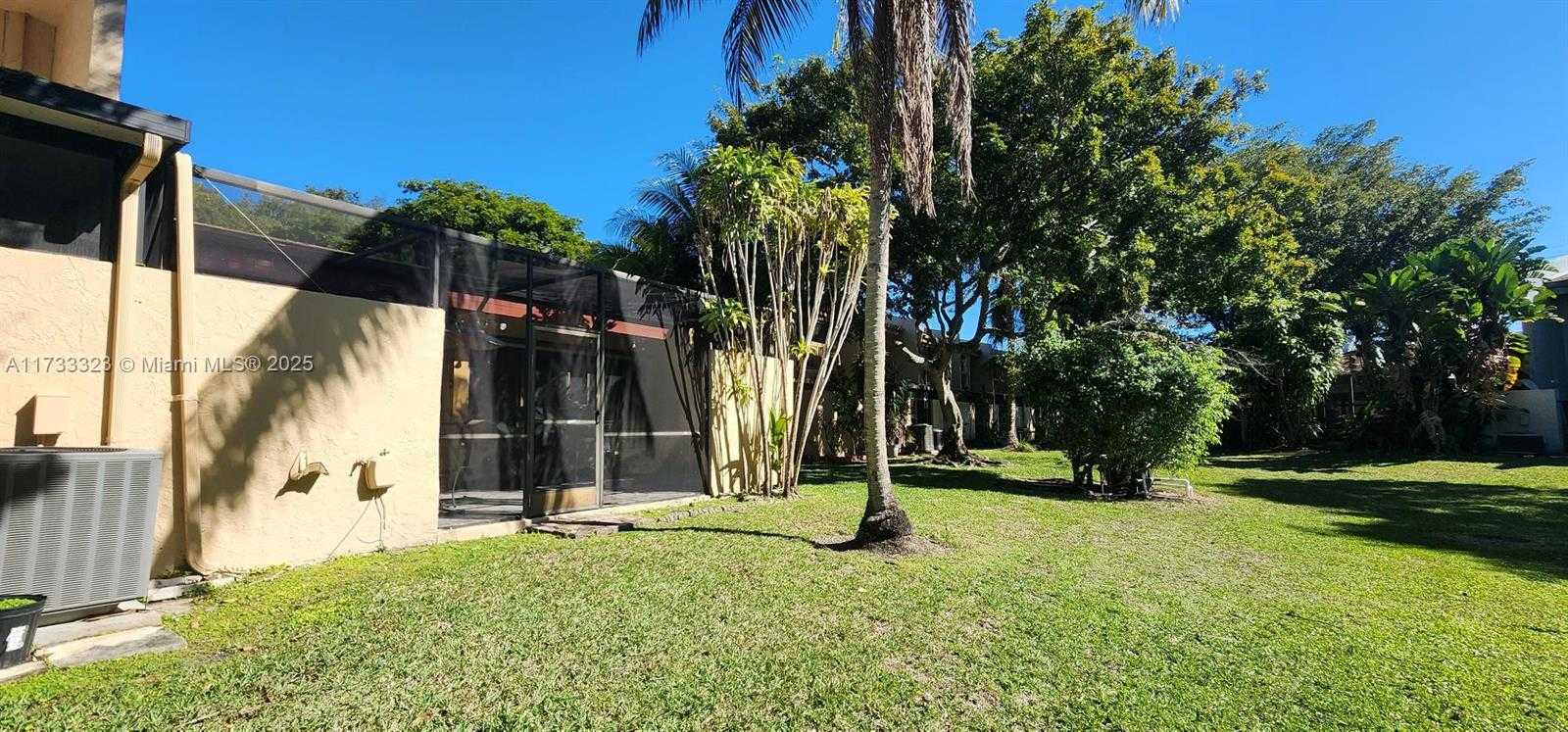 Small Image of 9724 NORTH WEST 15TH ST #308, Pembroke Pines Number 11