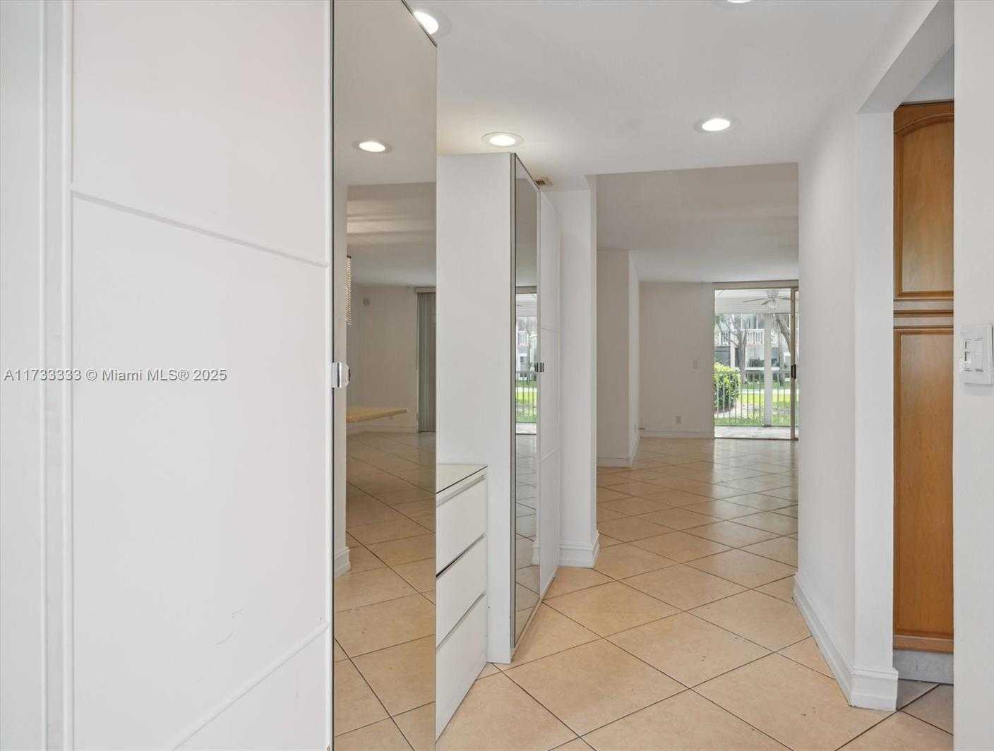 Small Image of 619 NORTH EAST 14TH AVE #101, Hallandale Beach Number 16