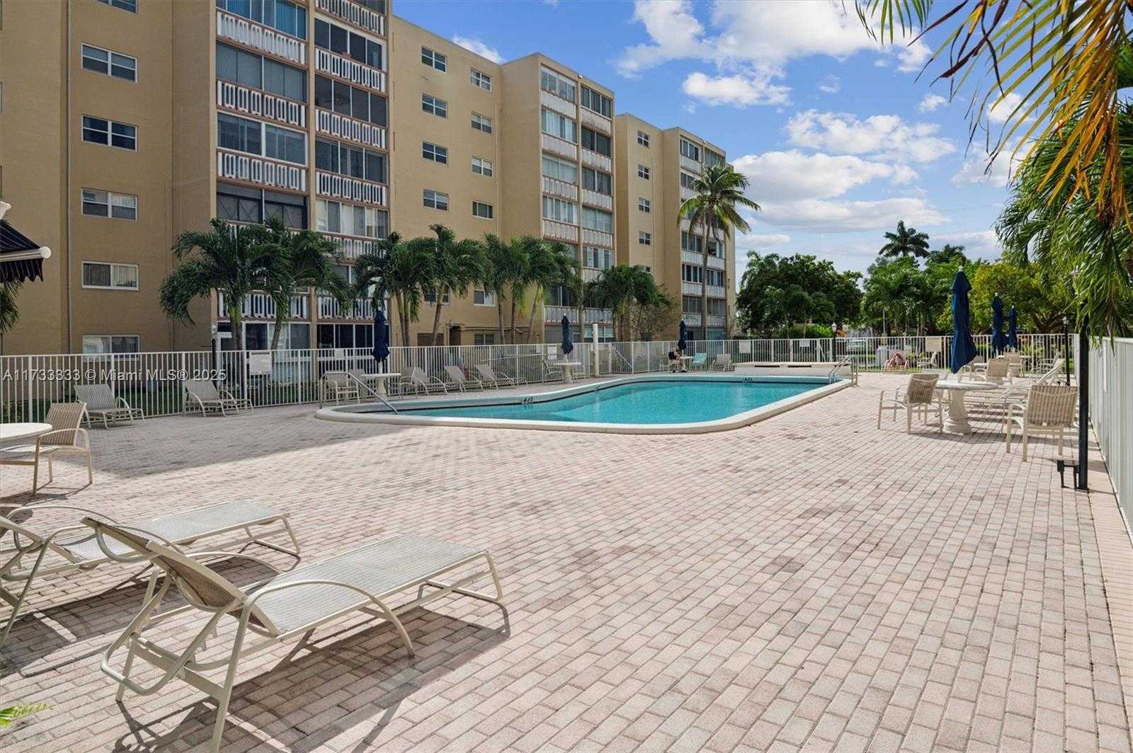 Small Image of 619 NORTH EAST 14TH AVE #101, Hallandale Beach Number 18