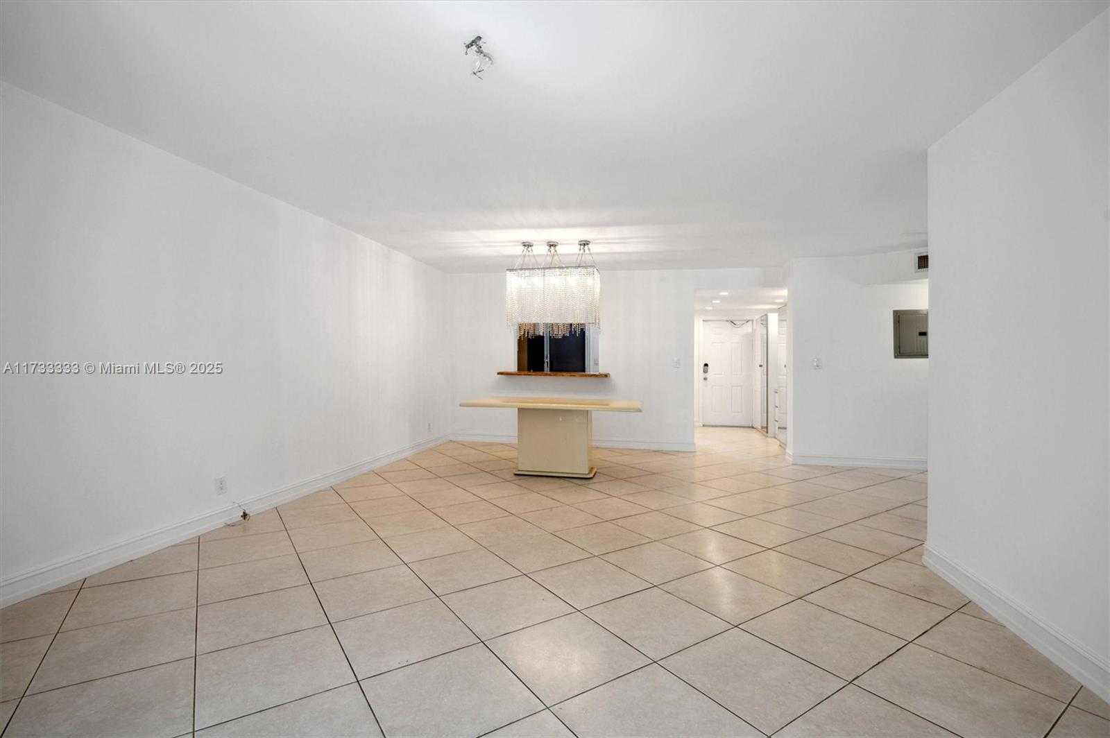 Small Image of 619 NORTH EAST 14TH AVE #101, Hallandale Beach Number 4