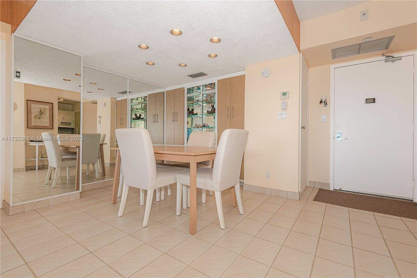 Small Image of 20301 WEST COUNTRY CLUB DR #1026, Aventura Number 10