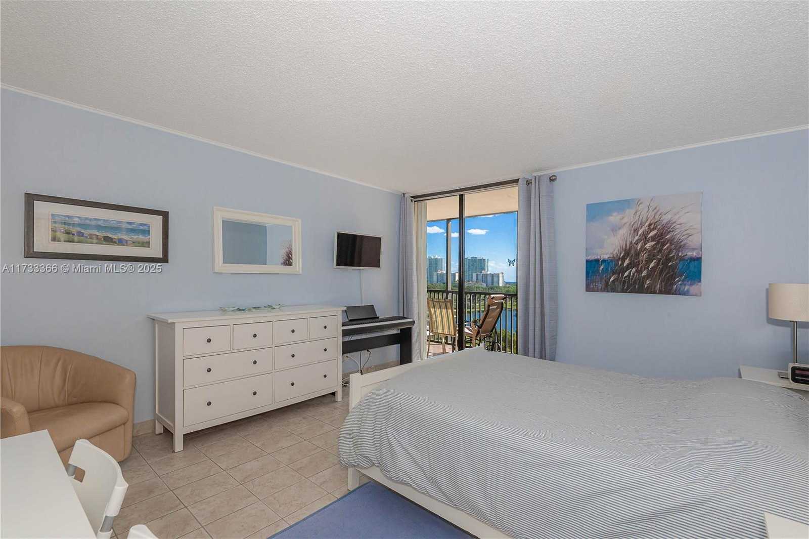 Small Image of 20301 WEST COUNTRY CLUB DR #1026, Aventura Number 17