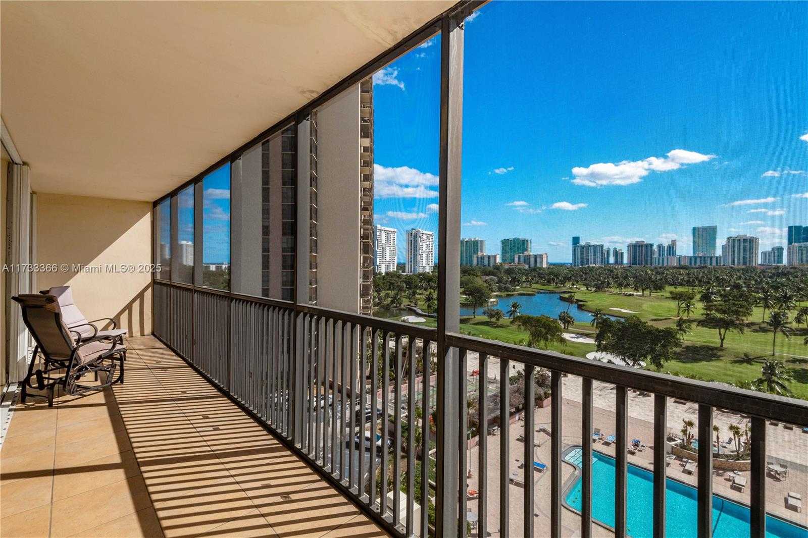 Small Image of 20301 WEST COUNTRY CLUB DR #1026, Aventura Number 2