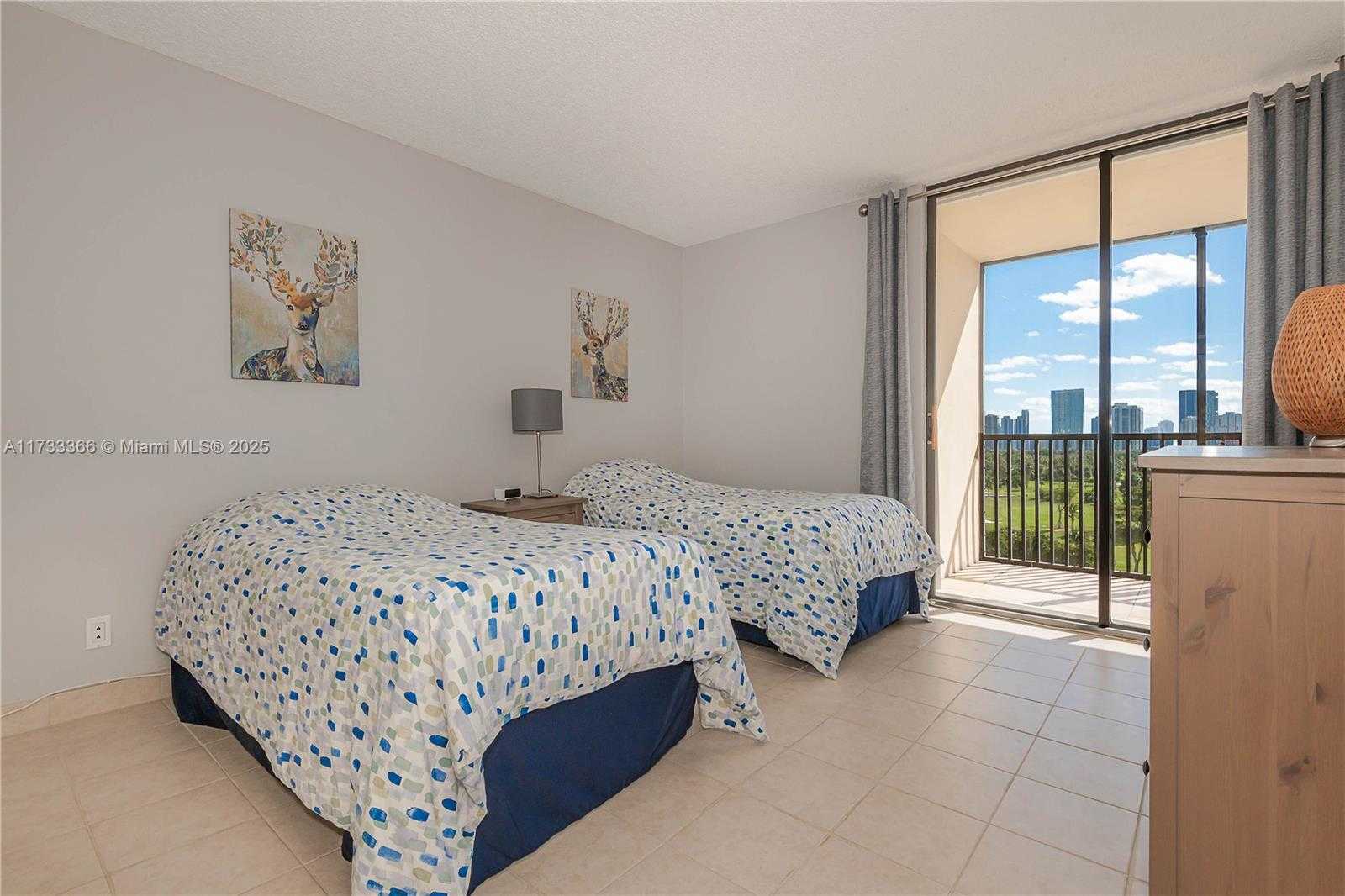 Small Image of 20301 WEST COUNTRY CLUB DR #1026, Aventura Number 23