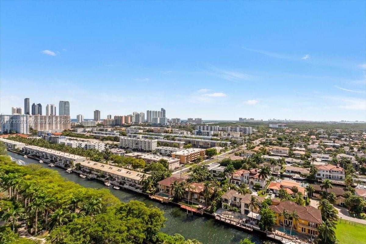 Small Image of 1000 ISLAND BLVD #2003, Aventura Number 13