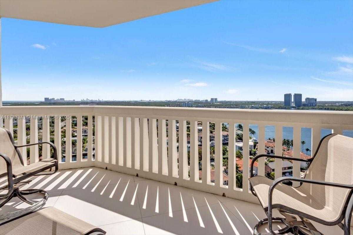 Small Image of 1000 ISLAND BLVD #2003, Aventura Number 21