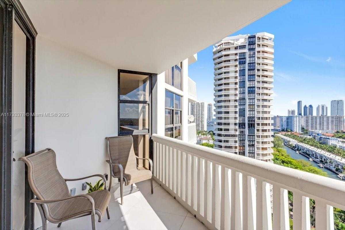 Small Image of 1000 ISLAND BLVD #2003, Aventura Number 23