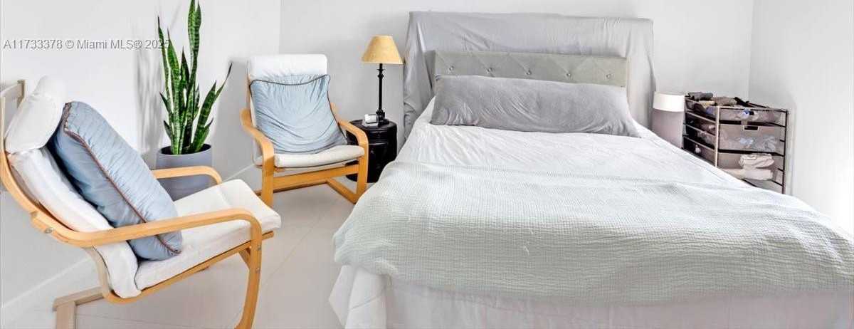 Small Image of 1000 ISLAND BLVD #2003, Aventura Number 33