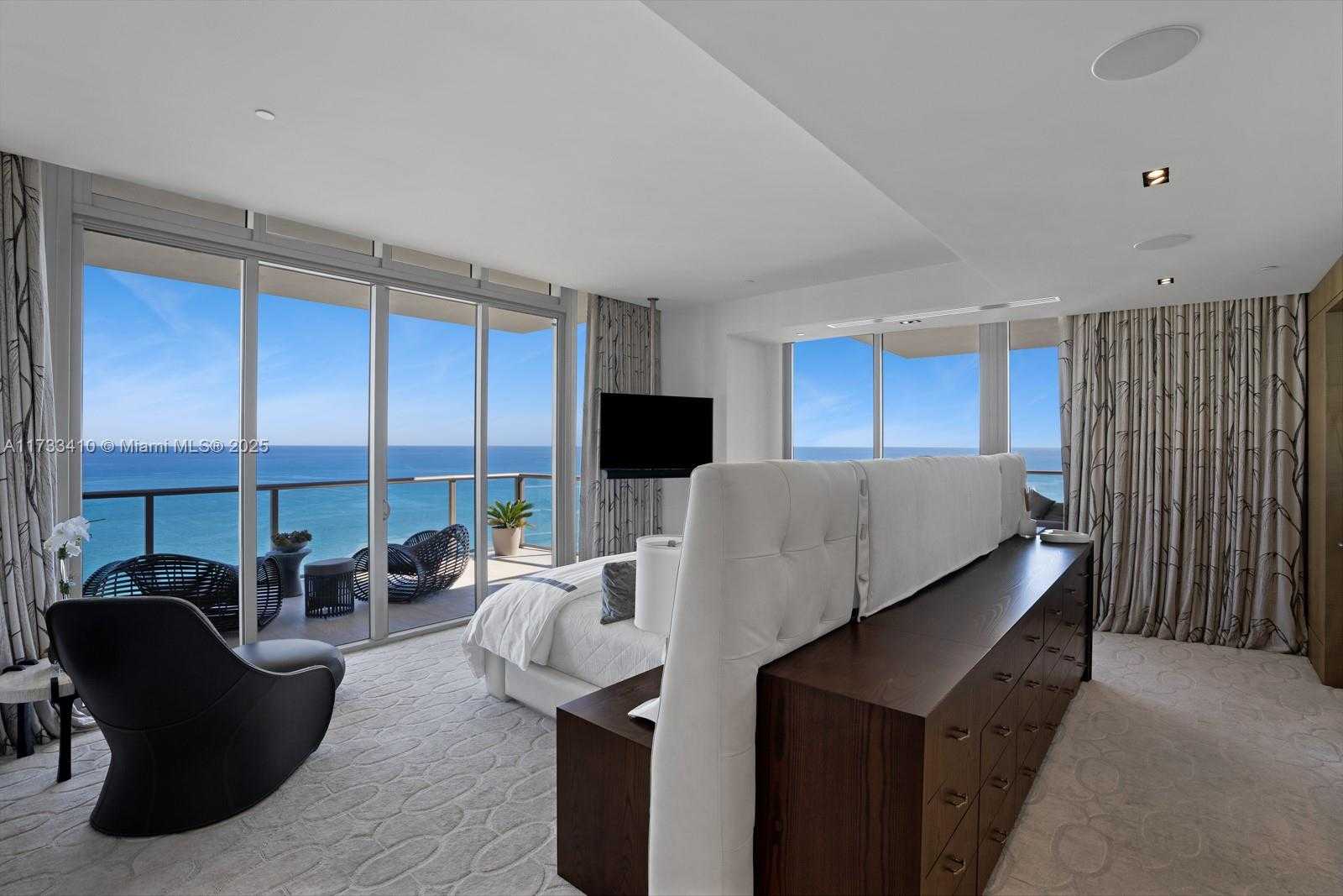 Small Image of 9701 Collins Ave, Miami Beach, FL 33154, USA Number 23