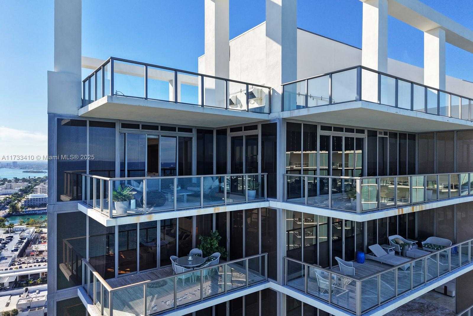 Small Image of 9701 Collins Ave, Miami Beach, FL 33154, USA Number 52