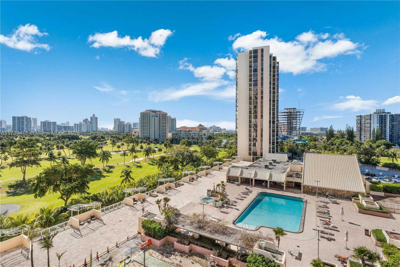 Small Image of 20379 E Country Club Dr, Aventura, FL 33180, USA Number 23