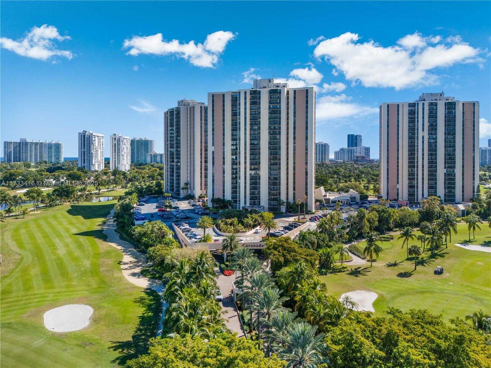 Small Image of 20379 E Country Club Dr, Aventura, FL 33180, USA Number 28