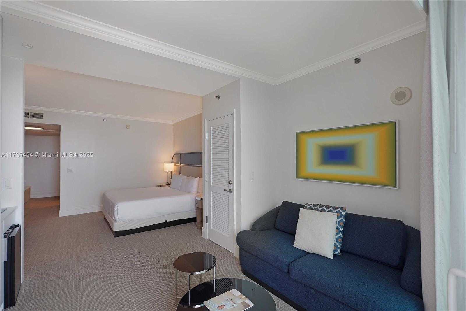 Small Image of 4401 COLLINS AVE #2305 / 2307, Miami Beach Number 17