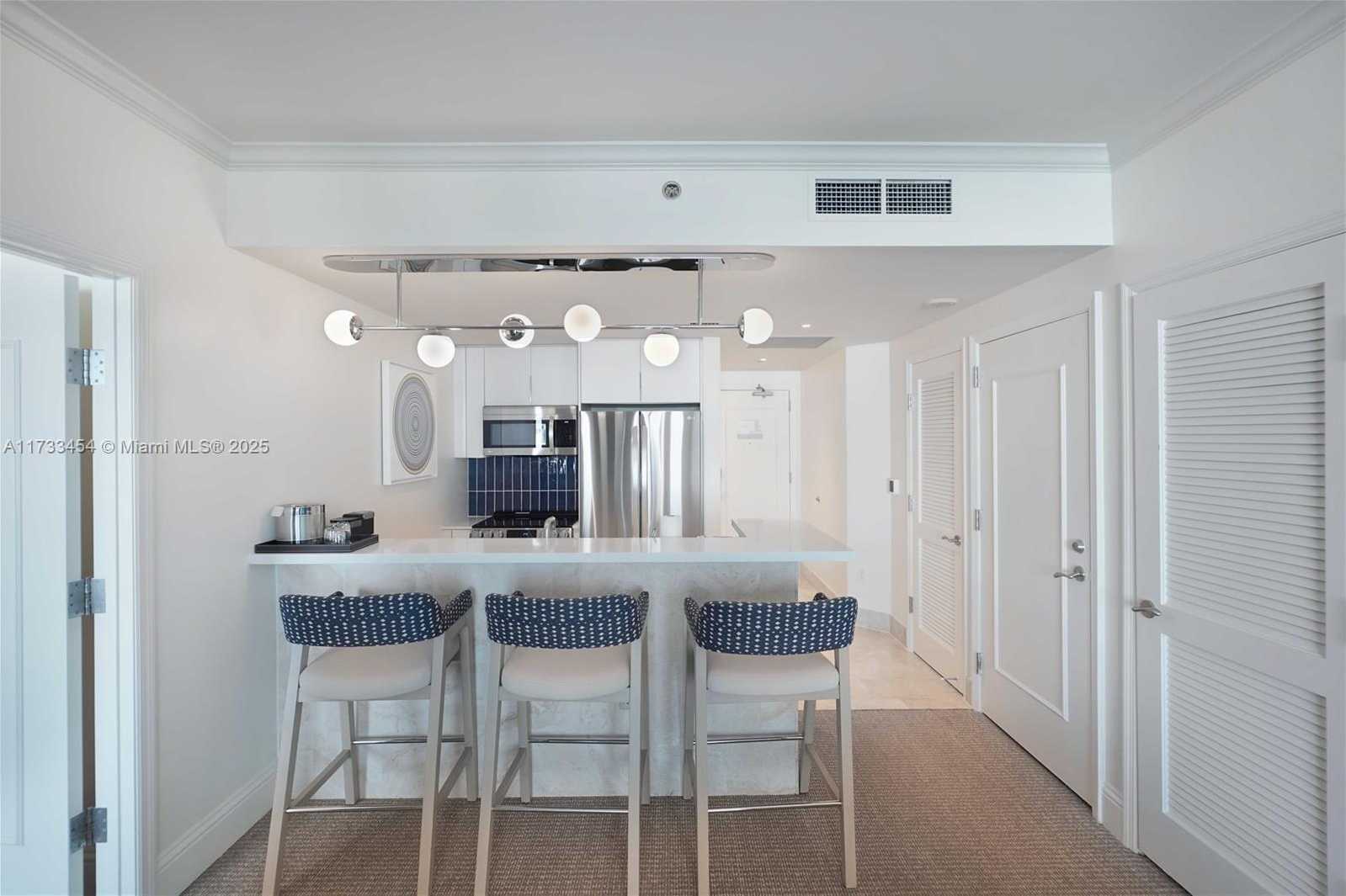 Small Image of 4401 COLLINS AVE #2305 / 2307, Miami Beach Number 47