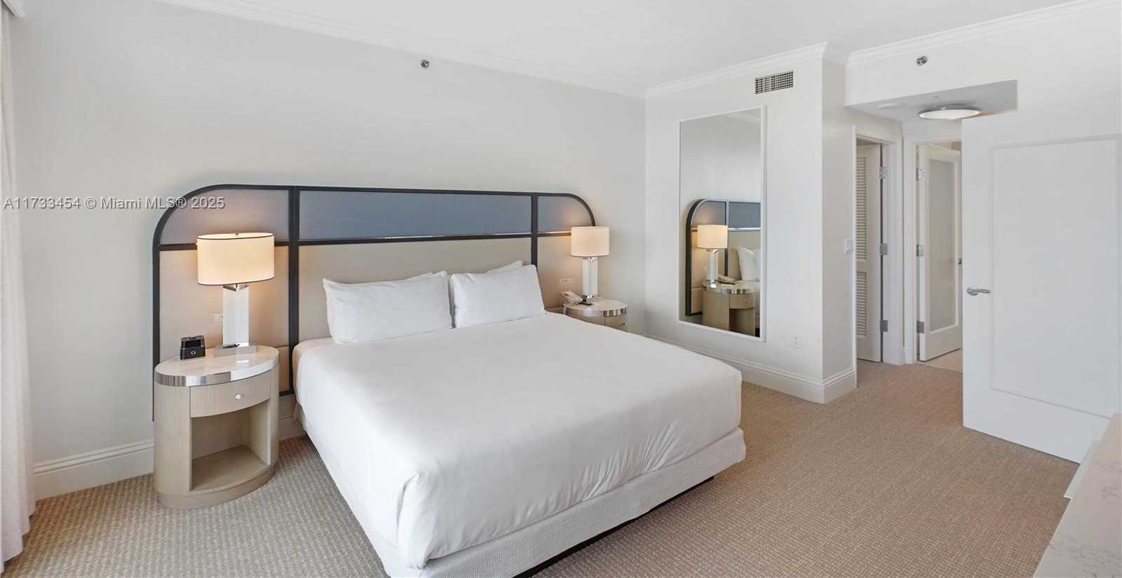 Small Image of 4401 COLLINS AVE #2305 / 2307, Miami Beach Number 54