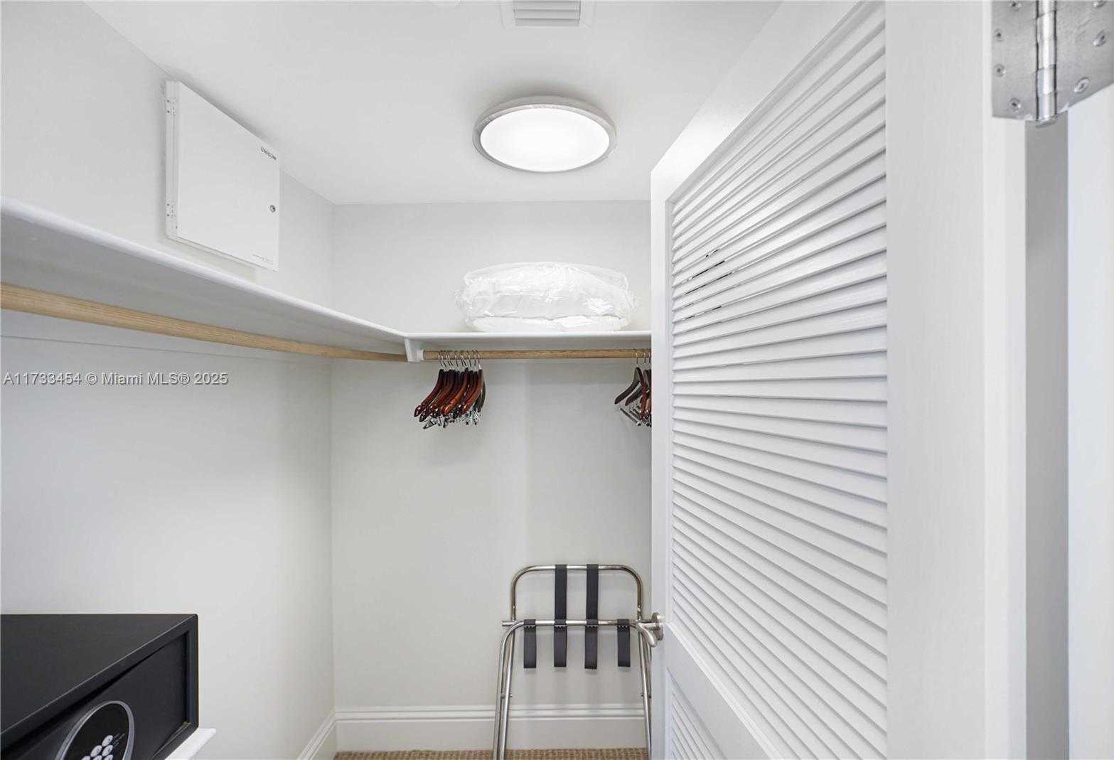 Small Image of 4401 COLLINS AVE #2305 / 2307, Miami Beach Number 56