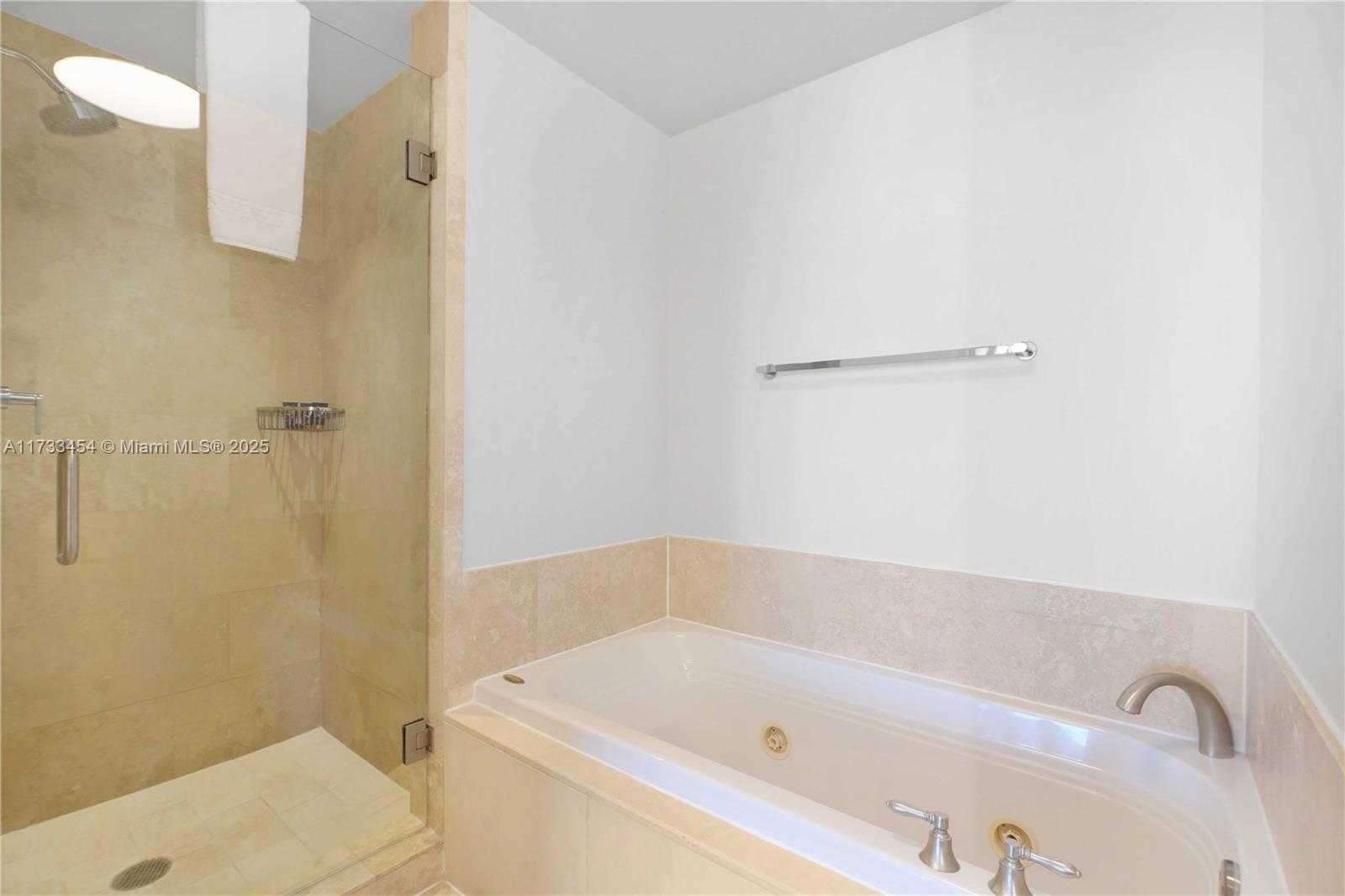 Small Image of 4401 COLLINS AVE #2305 / 2307, Miami Beach Number 59