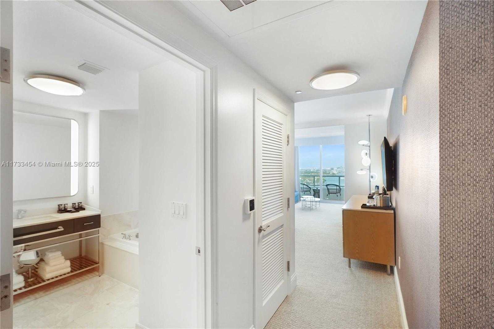 Small Image of 4401 COLLINS AVE #2305 / 2307, Miami Beach Number 7