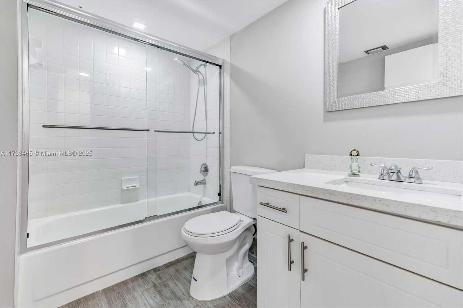 Small Image of 1401 SOUTH WEST 128TH TER #307H, Pembroke Pines Number 15