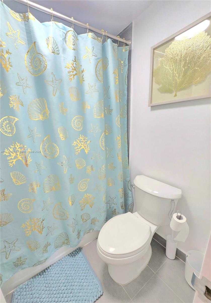 Small Image of 100 LINCOLN RD #931, Miami Beach Number 10