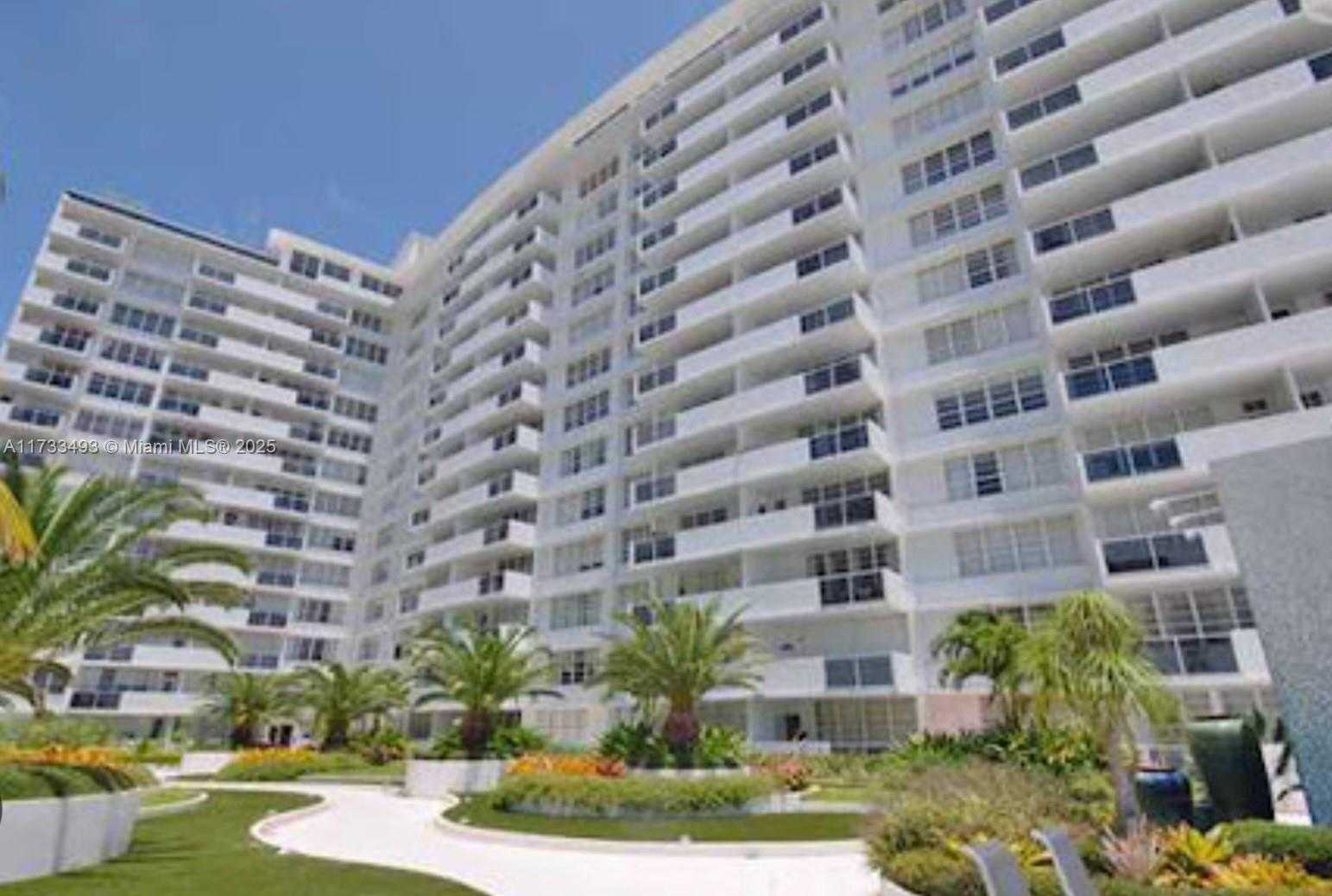 Small Image of 100 LINCOLN RD #931, Miami Beach Number 2