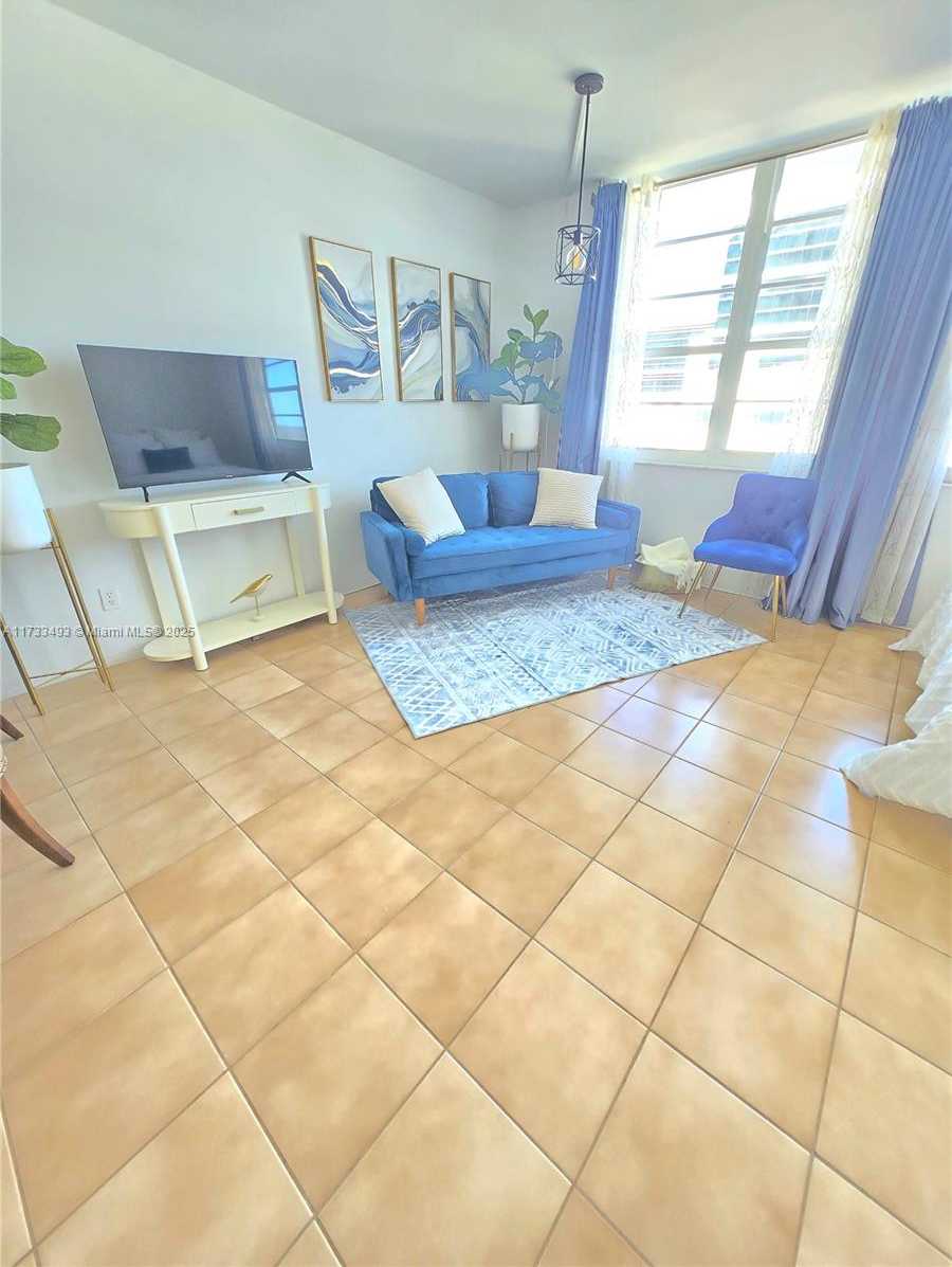 Small Image of 100 LINCOLN RD #931, Miami Beach Number 4