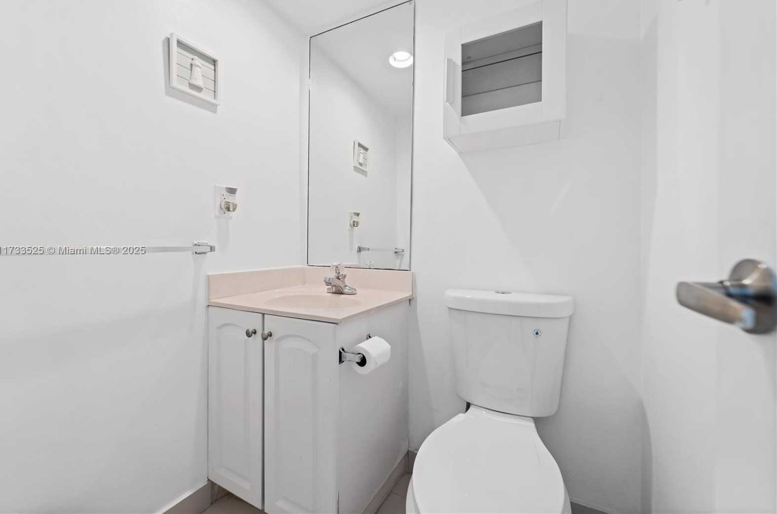 Small Image of 4001 SOUTH OCEAN DR #10G, Hollywood Number 23
