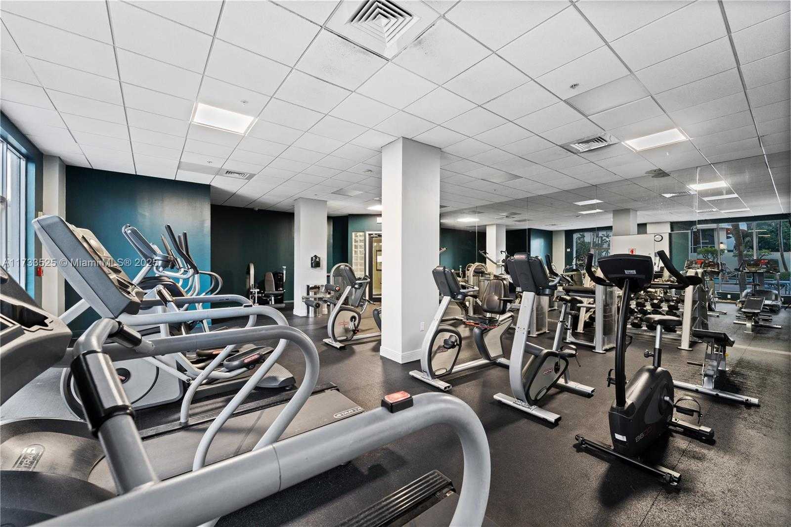 Small Image of 4001 SOUTH OCEAN DR #10G, Hollywood Number 34