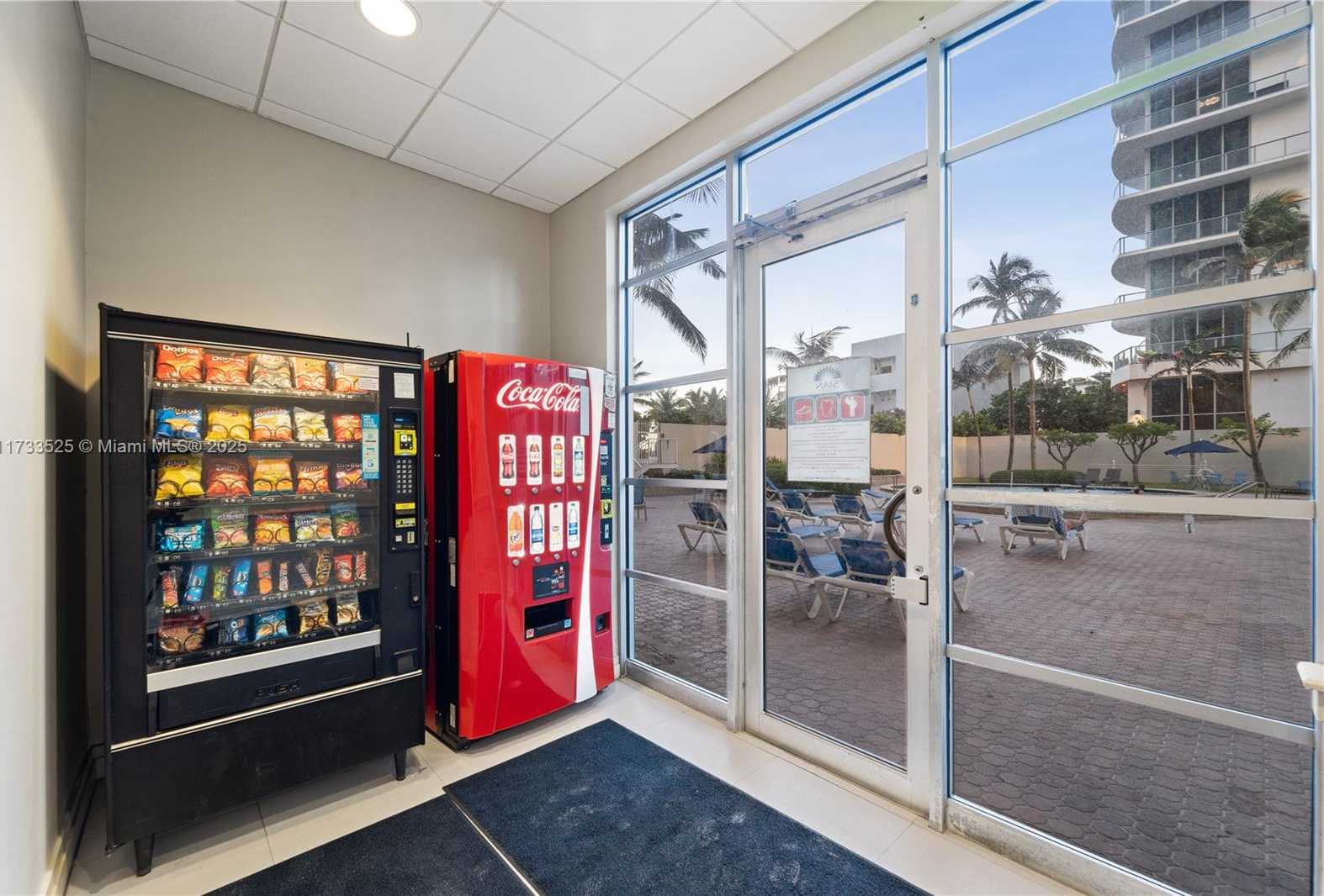 Small Image of 4001 SOUTH OCEAN DR #10G, Hollywood Number 36