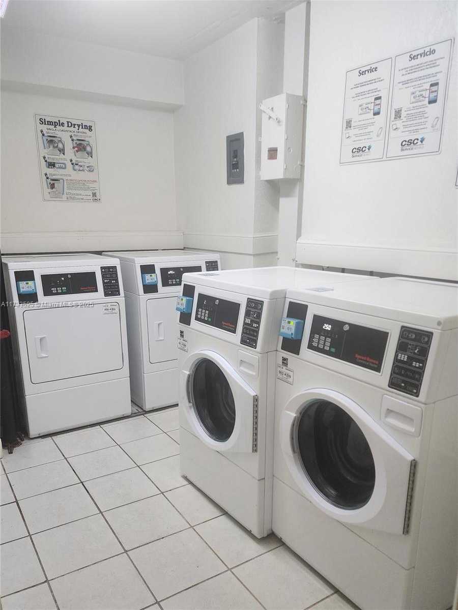 Small Image of 4001 SOUTH OCEAN DR #10G, Hollywood Number 37
