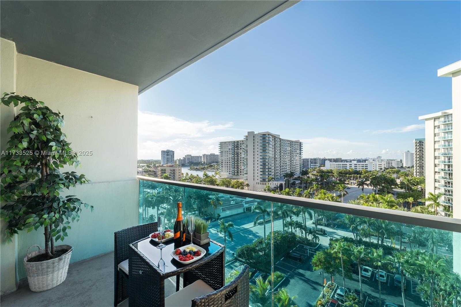 Small Image of 4001 SOUTH OCEAN DR #10G, Hollywood Number 5